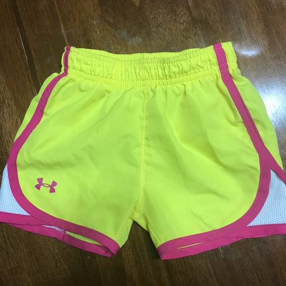 Under Armour Girls Toddler New Run Short 2T Black